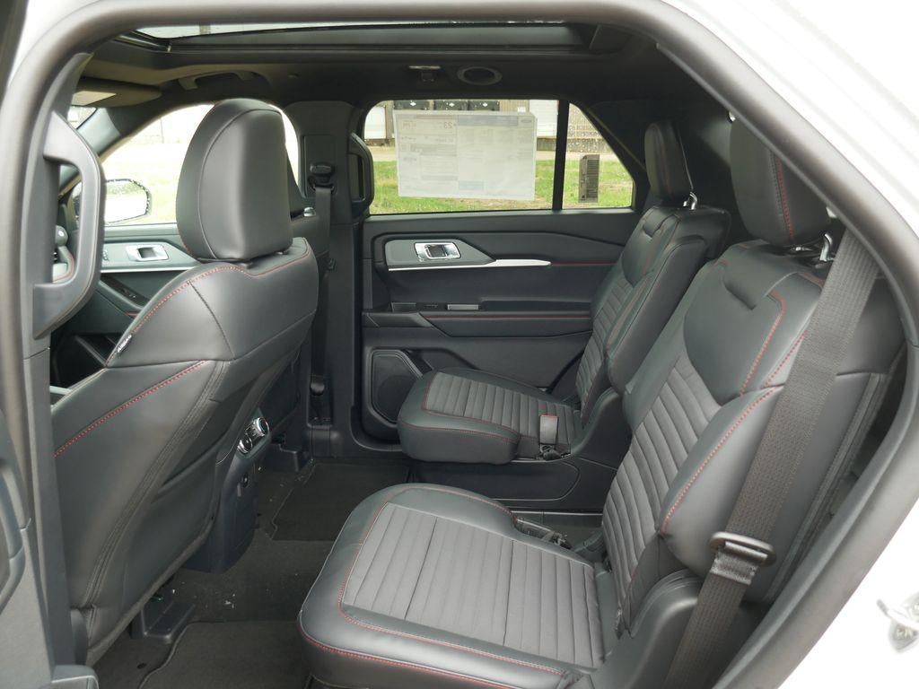 2026 Ford Explorer ST-Line 4WD