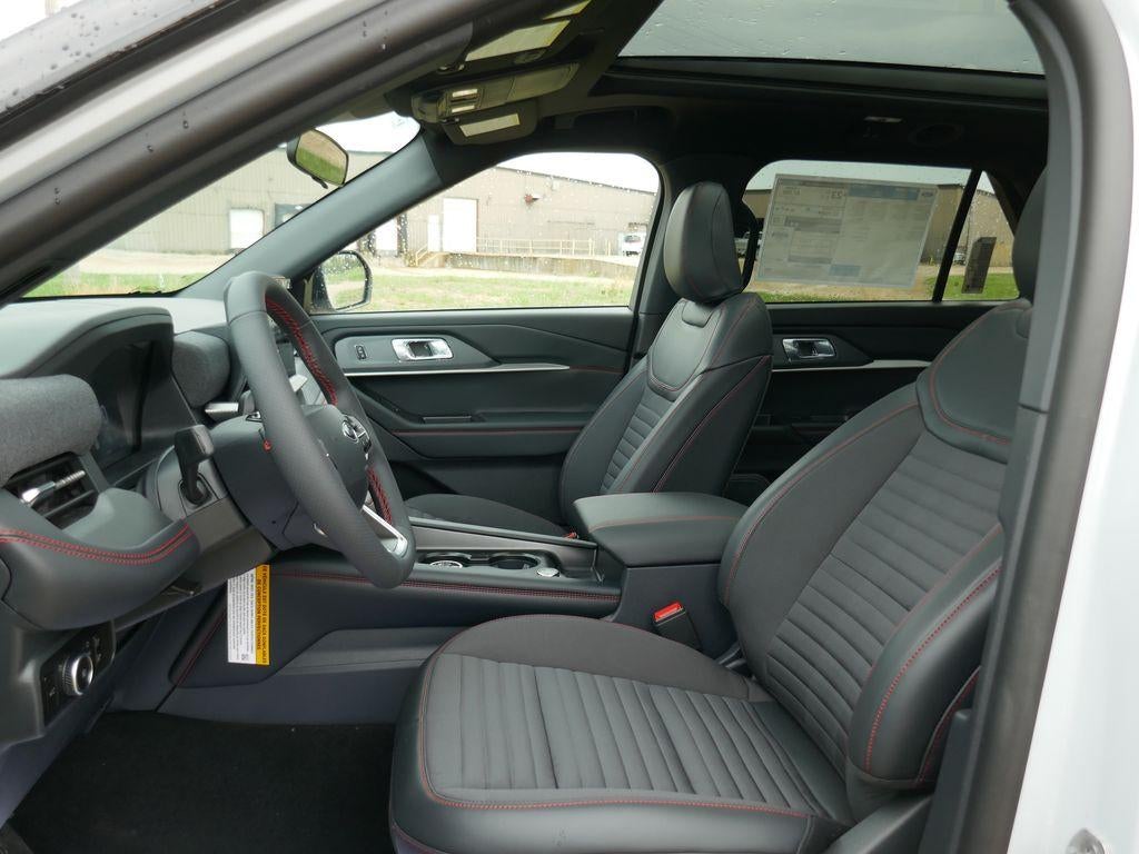 2026 Ford Explorer ST-Line 4WD