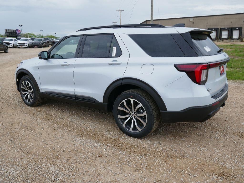 2026 Ford Explorer ST-Line 4WD
