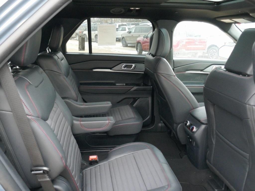 2026 Ford Explorer ST-Line 4WD