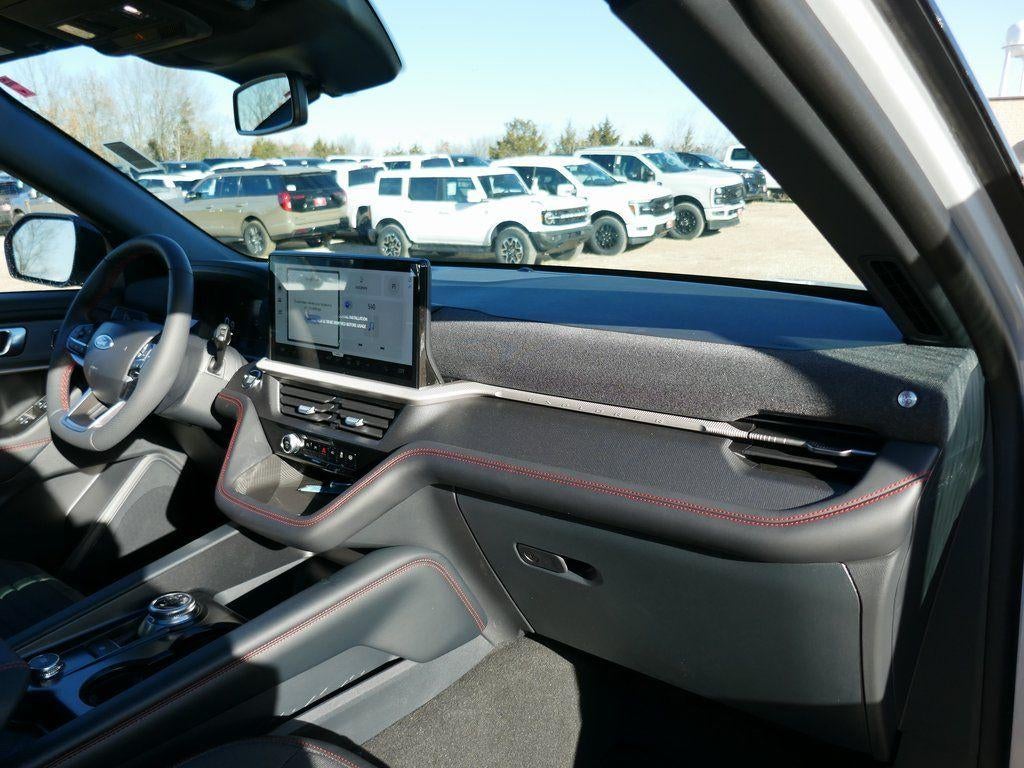 2026 Ford Explorer ST-Line 4WD