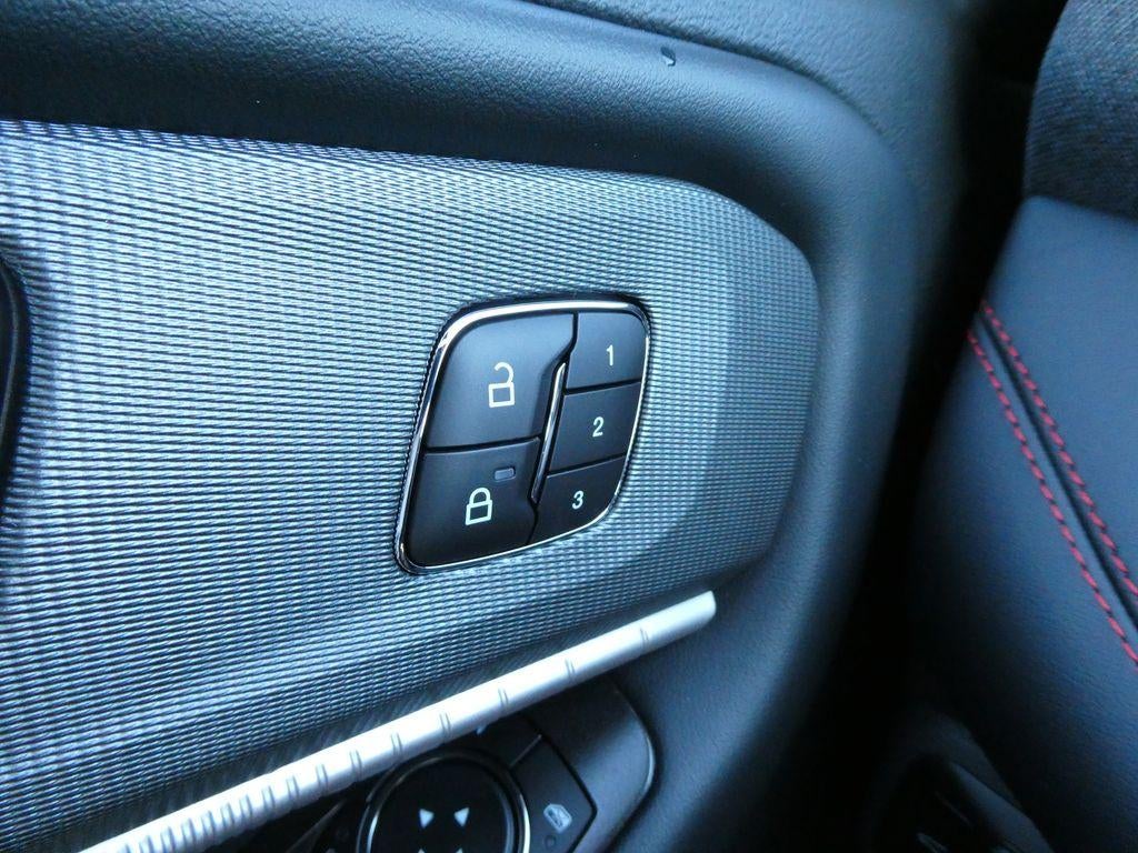 2026 Ford Explorer ST 4WD