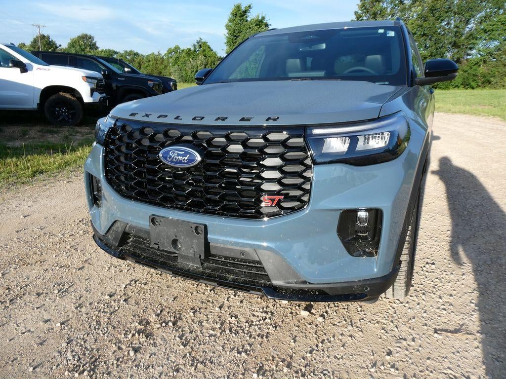 2026 Ford Explorer ST 4WD