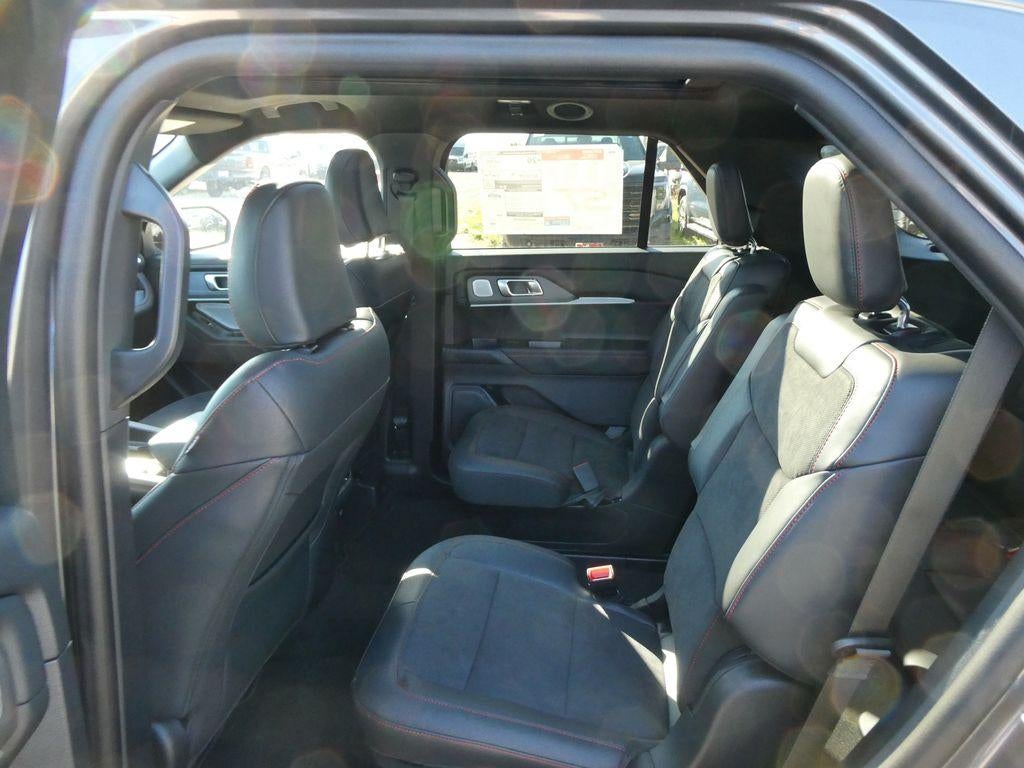 2026 Ford Explorer ST 4WD