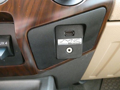2012 Ford Super Duty F-250 SRW 4WD Crew Cab 6-3/4 Ft Box Lariat