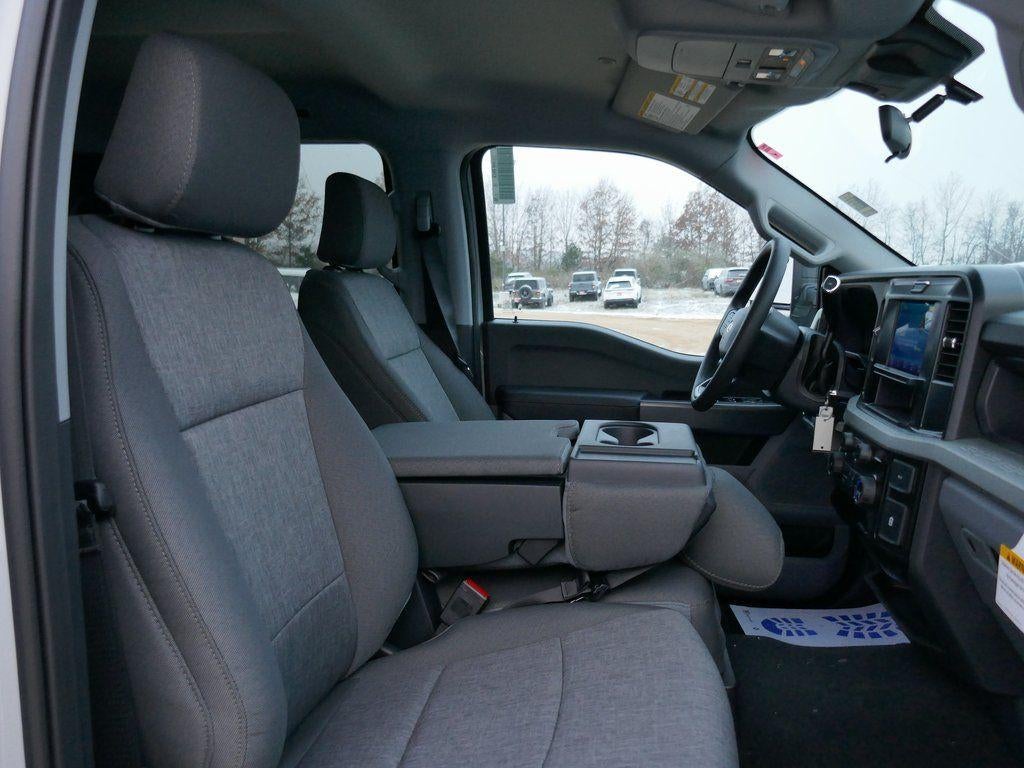 2026 Ford Super Duty F-250 SRW XL 4WD Crew Cab 6.75' Box