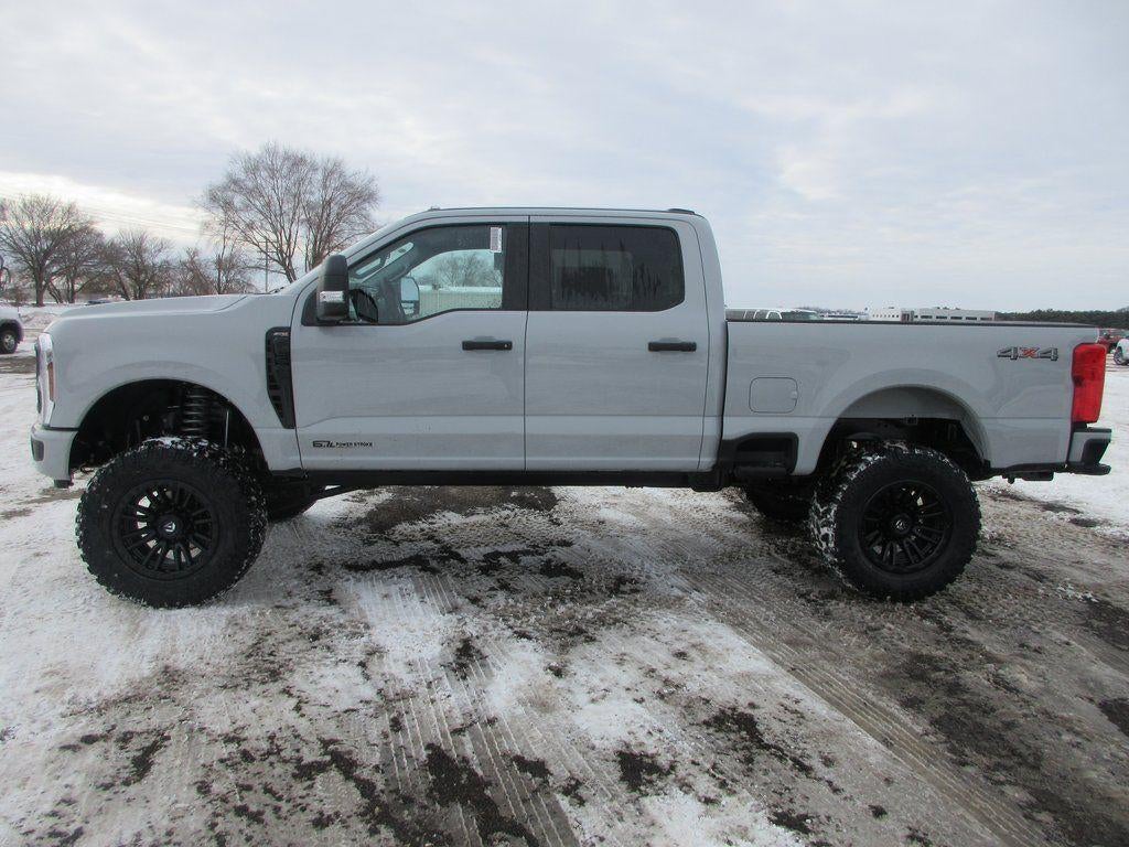 2026 Ford Super Duty F-250 SRW XL 4WD Crew Cab 6.75' Box