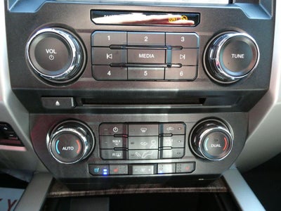 2018 Ford Super Duty F-250 SRW LARIAT 4WD Crew Cab 6.75' Box