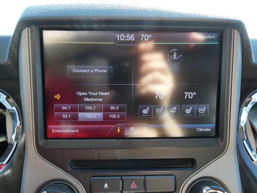 2016 Ford Super Duty F-250 SRW 4WD Crew Cab 6-3/4 Ft Box Platinum