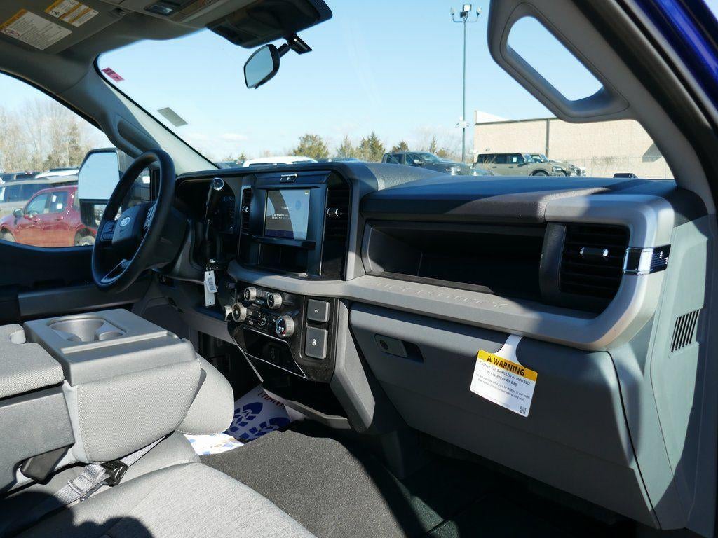 2026 Ford Super Duty F-250 SRW XL 4WD Crew Cab 6.75' Box