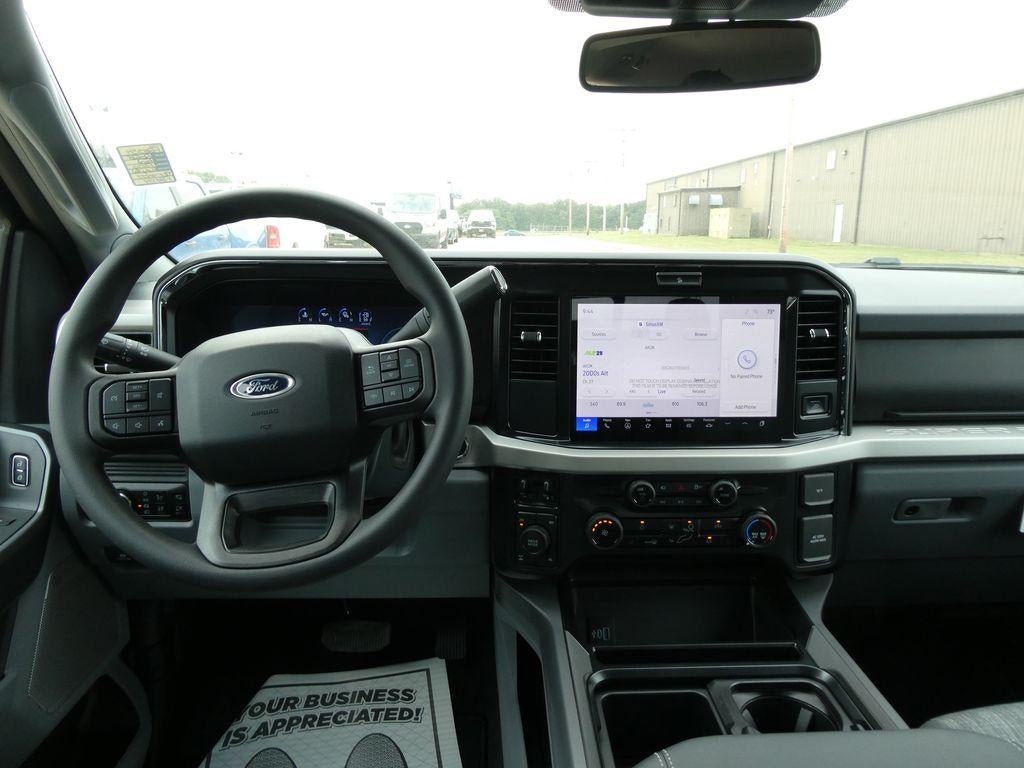 2026 Ford Super Duty F-250 SRW XLT 4WD Crew Cab 6.75' Box