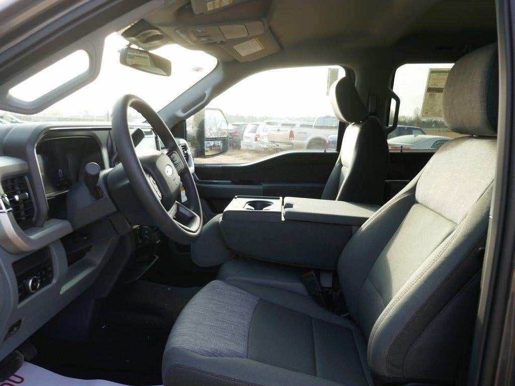 2026 Ford Super Duty F-250 SRW XLT 4WD Crew Cab 6.75' Box