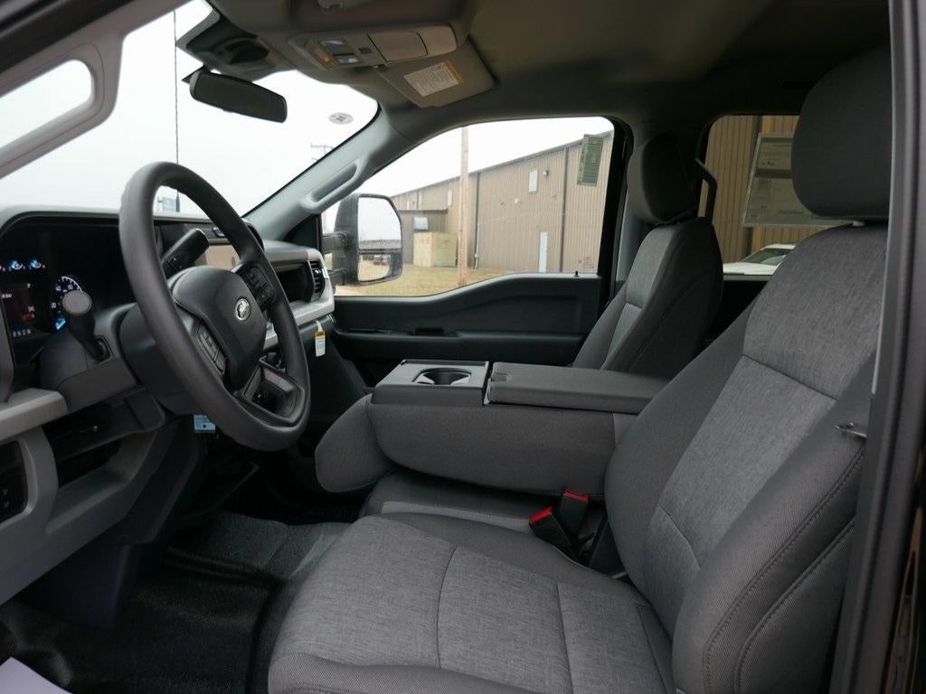 2026 Ford Super Duty F-250 SRW XL 4WD Crew Cab 6.75' Box