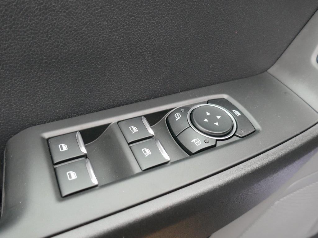 2026 Ford Super Duty F-250 SRW XL 4WD Crew Cab 6.75' Box