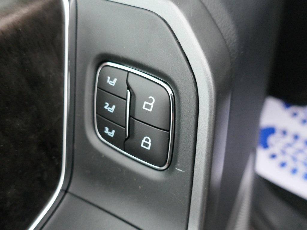 2026 Ford Super Duty F-250 SRW LARIAT 4WD Crew Cab 6.75' Box