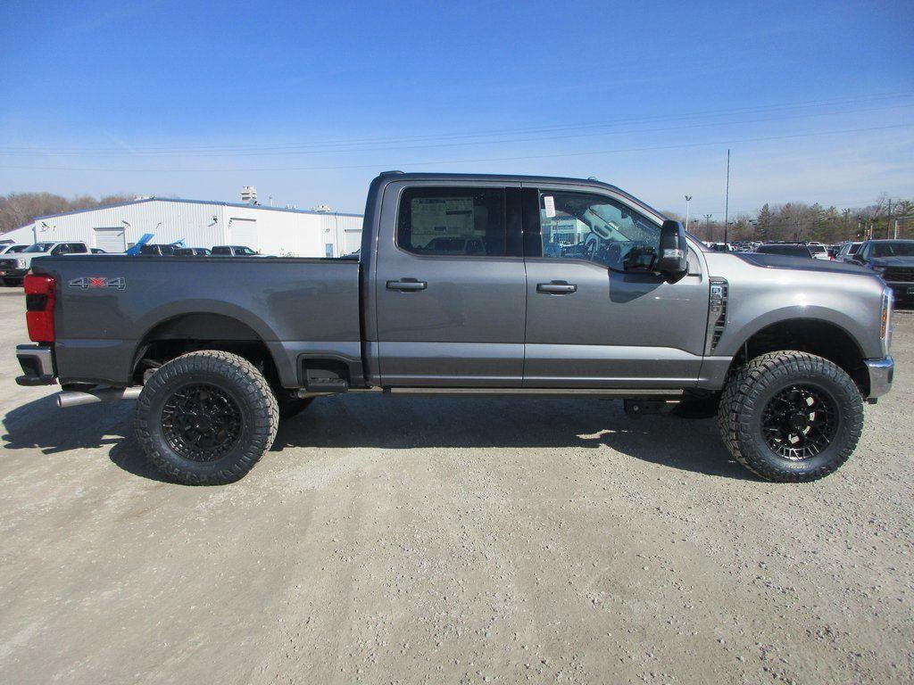 2026 Ford Super Duty F-250 SRW LARIAT 4WD Crew Cab 6.75' Box