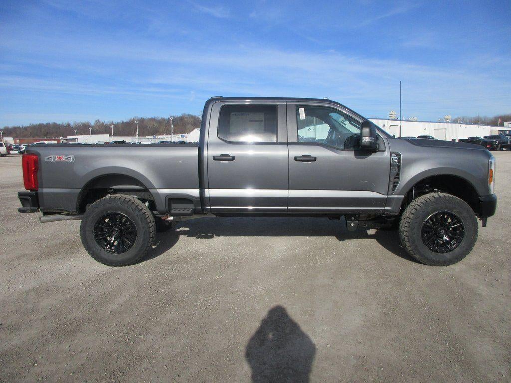 2026 Ford Super Duty F-250 SRW XL 4WD Crew Cab 6.75' Box