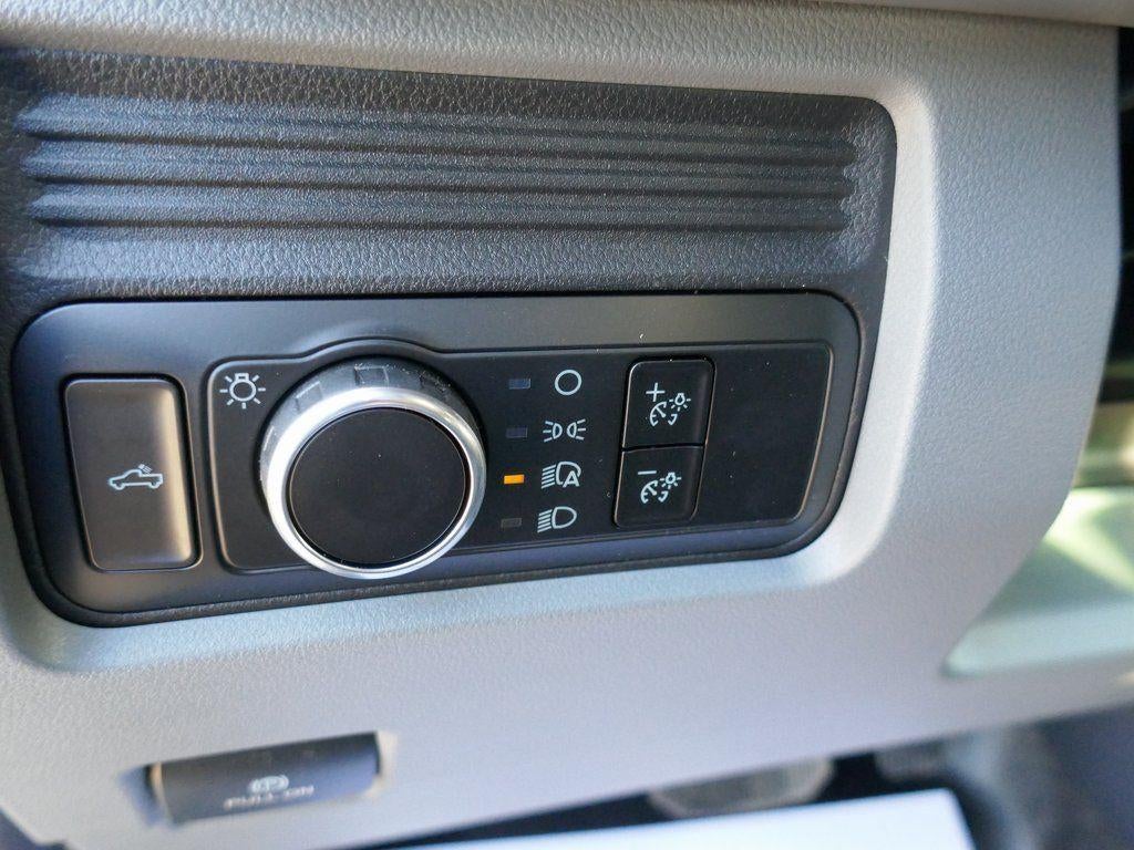 2026 Ford Super Duty F-250 SRW XL 4WD Crew Cab 6.75' Box