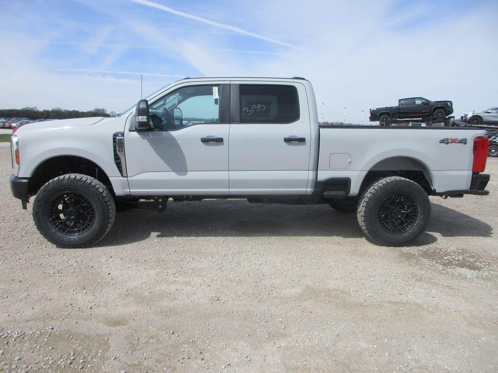 2026 Ford Super Duty F-250 SRW XL 4WD Crew Cab 6.75' Box