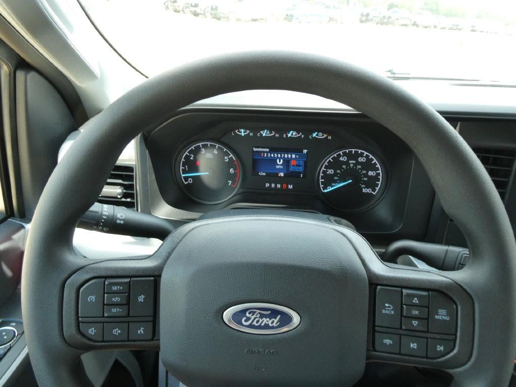 2026 Ford Super Duty F-250 SRW XL 4WD Crew Cab 6.75' Box