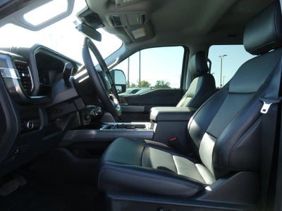 2025 Ford Super Duty F-250 SRW LARIAT 4WD Crew Cab 6.75' Box