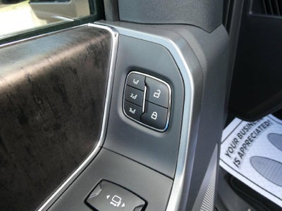2027 Ford Super Duty F-250 SRW LARIAT 4WD Crew Cab 6.75' Box