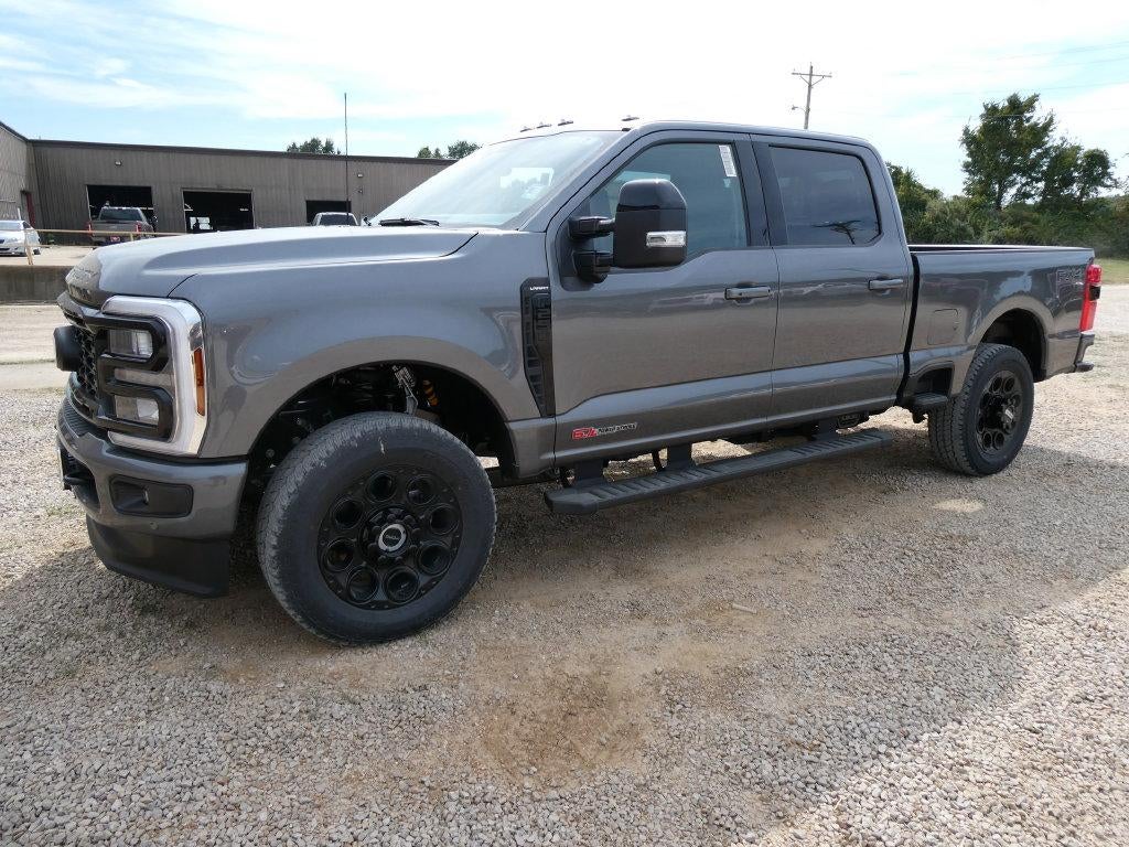 2027 Ford Super Duty F-250 SRW LARIAT 4WD Crew Cab 6.75' Box