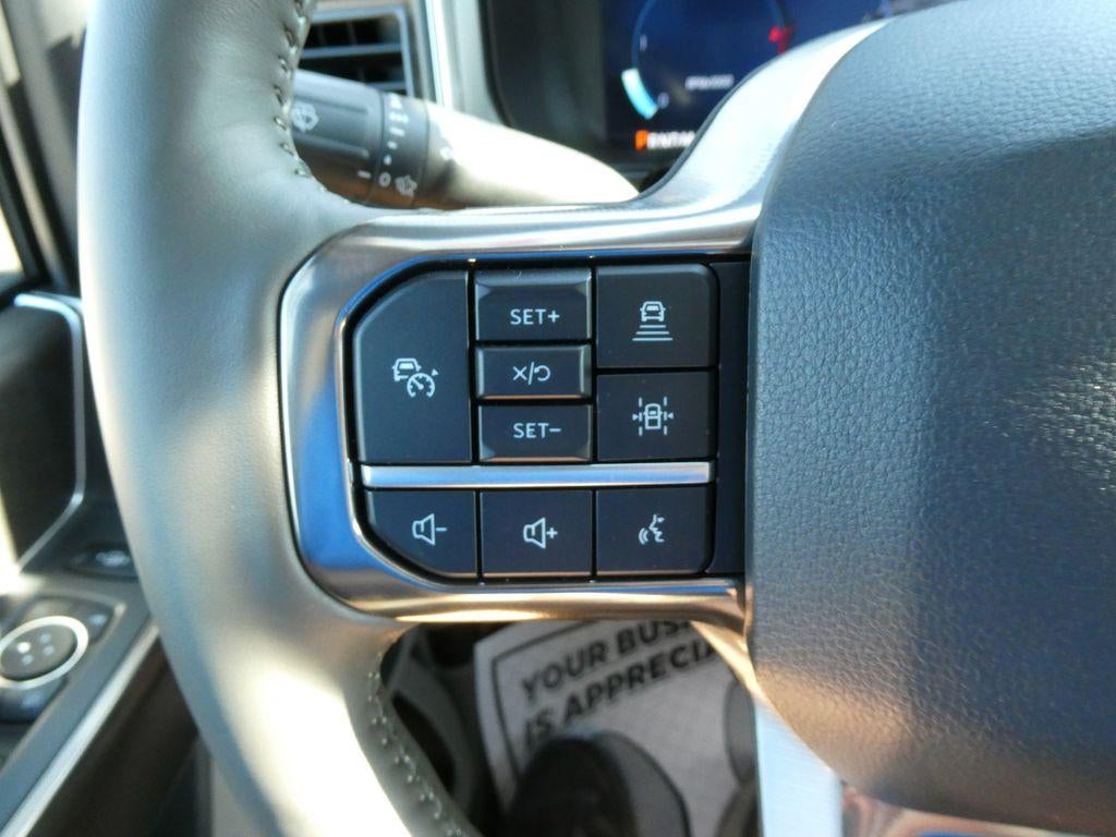 2027 Ford Super Duty F-250 SRW Platinum 4WD Crew Cab 8' Box