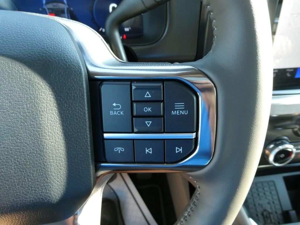 2027 Ford Super Duty F-250 SRW Platinum 4WD Crew Cab 8' Box