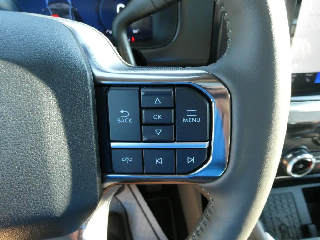 2027 Ford Super Duty F-250 SRW Platinum 4WD Crew Cab 8' Box