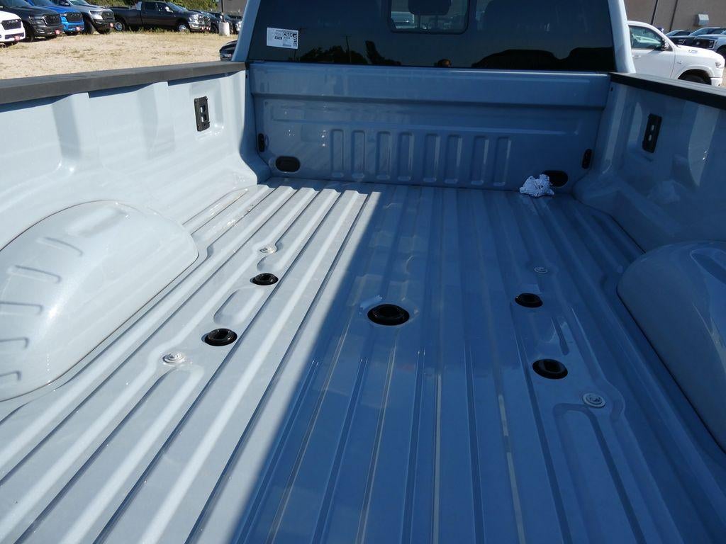 2027 Ford Super Duty F-250 SRW Platinum 4WD Crew Cab 8' Box