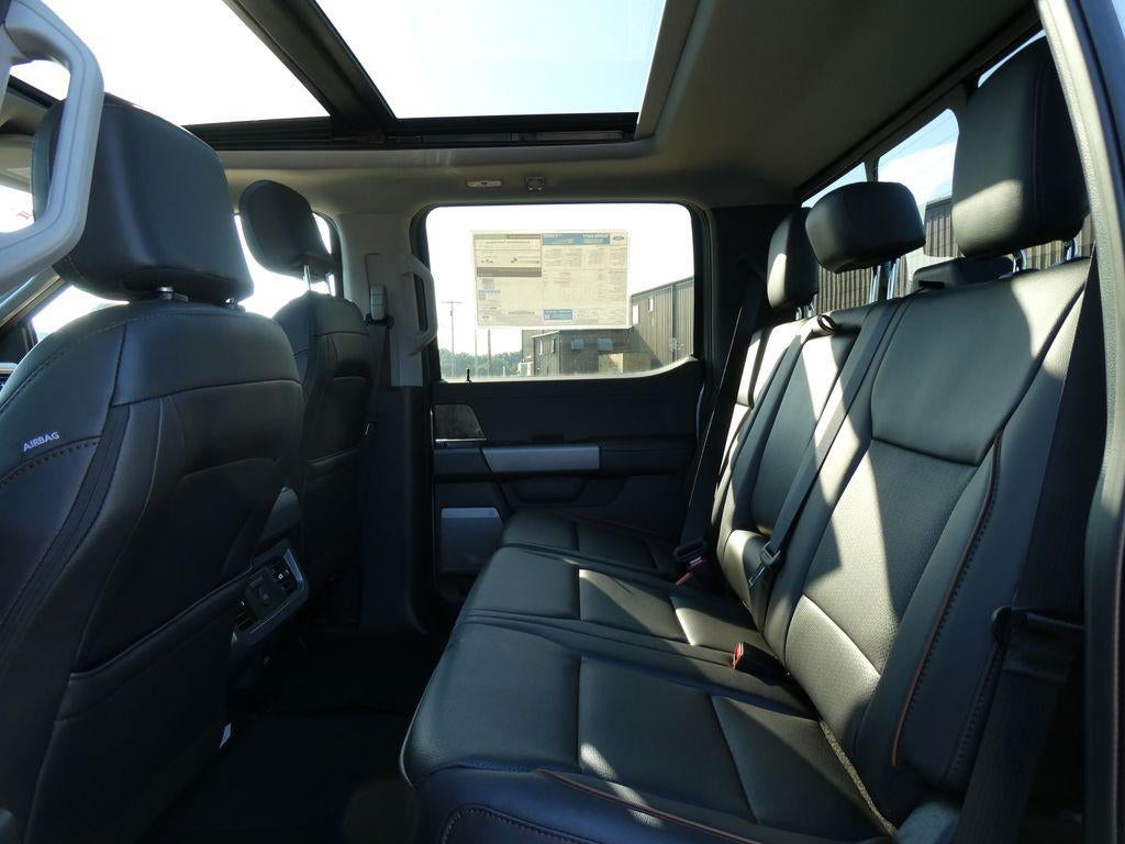 2027 Ford Super Duty F-250 SRW LARIAT 4WD Crew Cab 6.75' Box