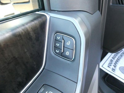 2027 Ford Super Duty F-250 SRW LARIAT 4WD Crew Cab 6.75' Box