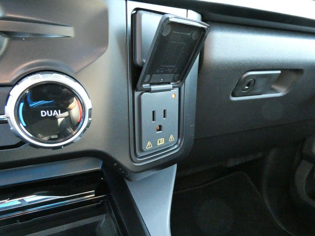 2027 Ford Super Duty F-250 SRW LARIAT 4WD Crew Cab 6.75' Box