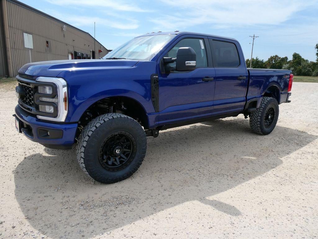 2026 Ford Super Duty F-250 SRW XL 4WD Crew Cab 6.75' Box