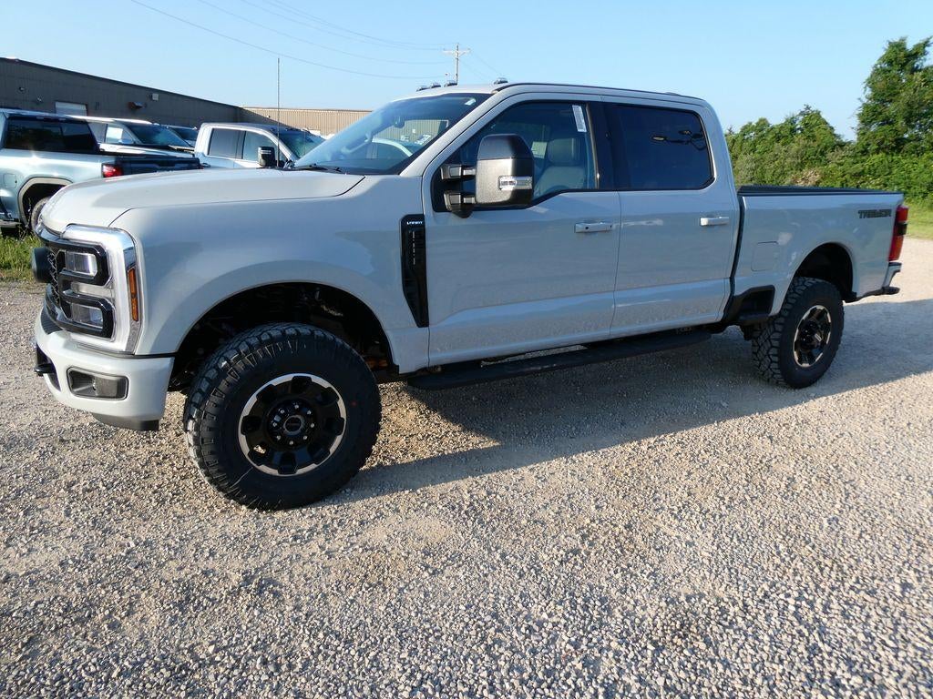 2026 Ford Super Duty F-250 SRW LARIAT 4WD Crew Cab 6.75' Box