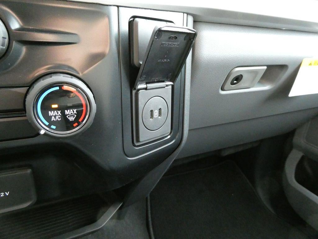 2026 Ford Super Duty F-250 SRW XL 4WD Crew Cab 6.75' Box