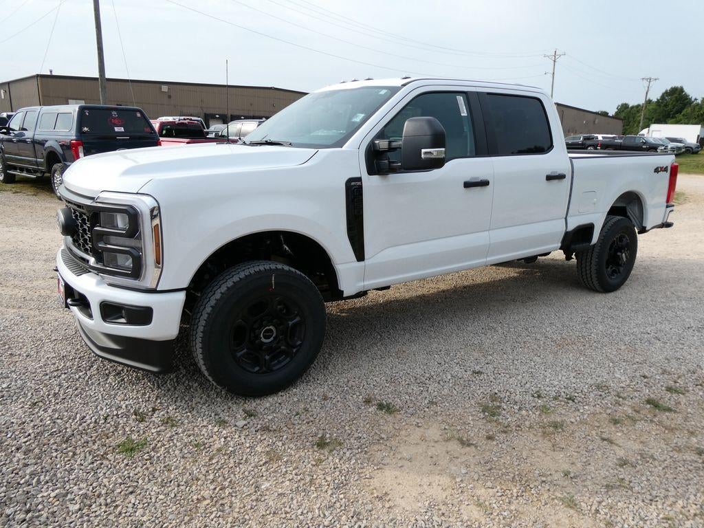 2026 Ford Super Duty F-250 SRW XL 4WD Crew Cab 6.75' Box