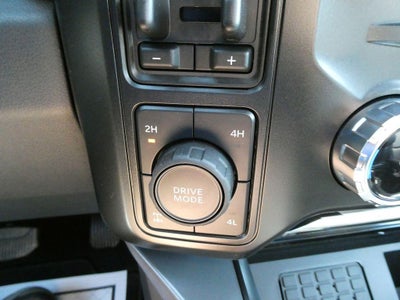 2026 Ford Super Duty F-250 SRW LARIAT 4WD Crew Cab 6.75' Box