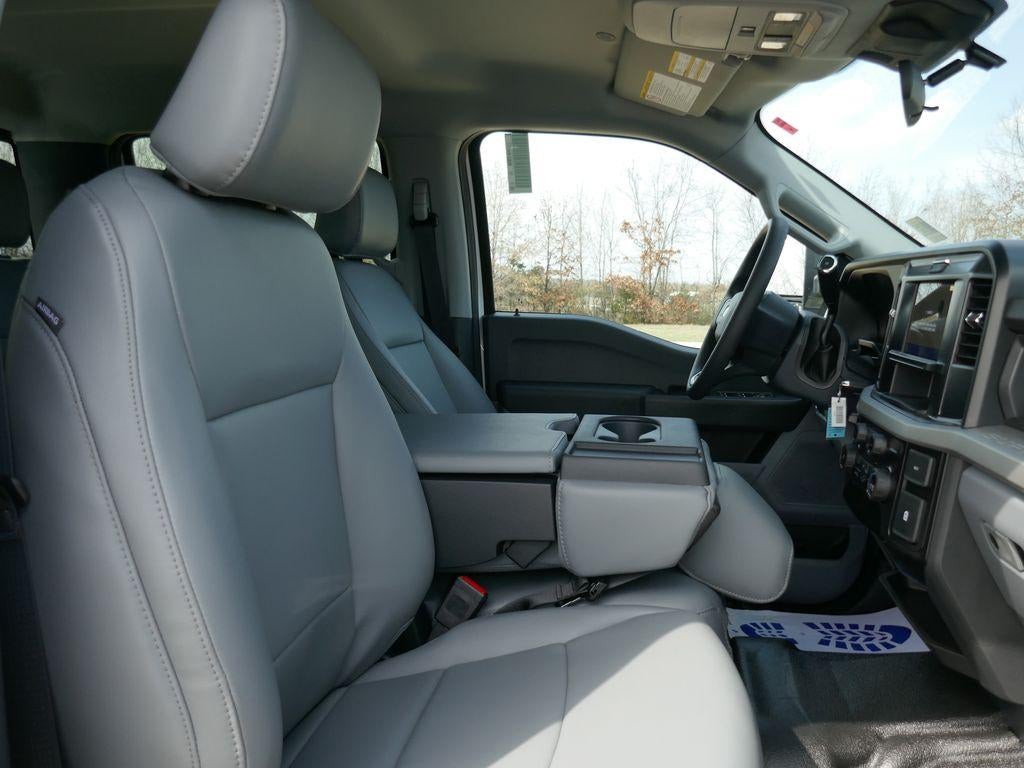 2026 Ford Super Duty F-250 SRW XL 4WD Crew Cab 6.75' Box