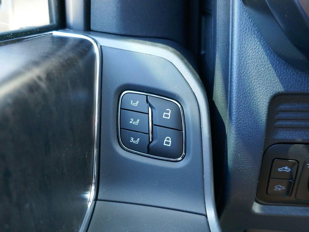 2026 Ford Super Duty F-250 SRW LARIAT 4WD Crew Cab 6.75' Box