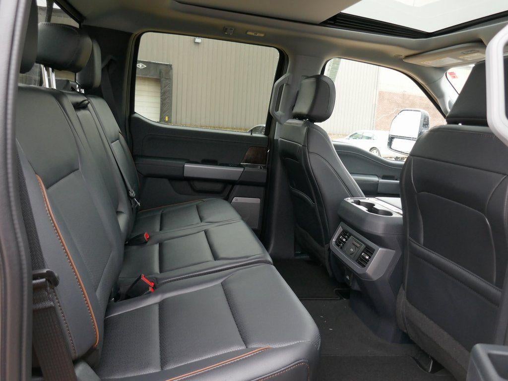 2026 Ford Super Duty F-250 SRW LARIAT 4WD Crew Cab 6.75' Box