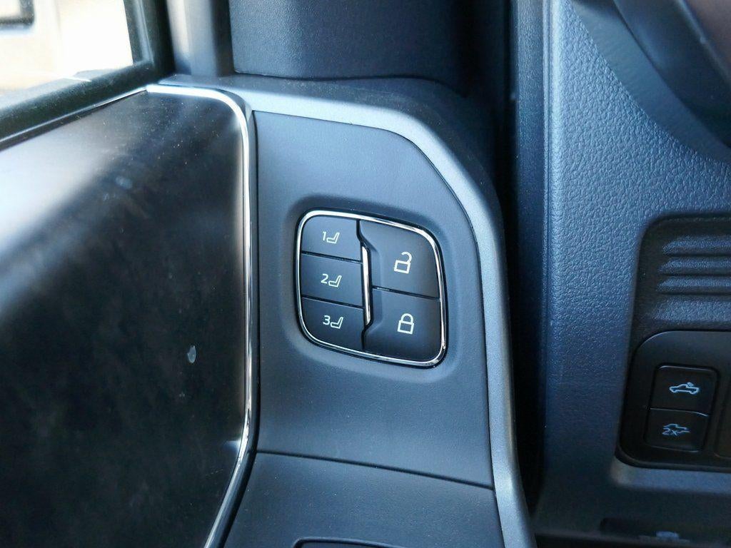 2026 Ford Super Duty F-250 SRW LARIAT 4WD Crew Cab 6.75' Box
