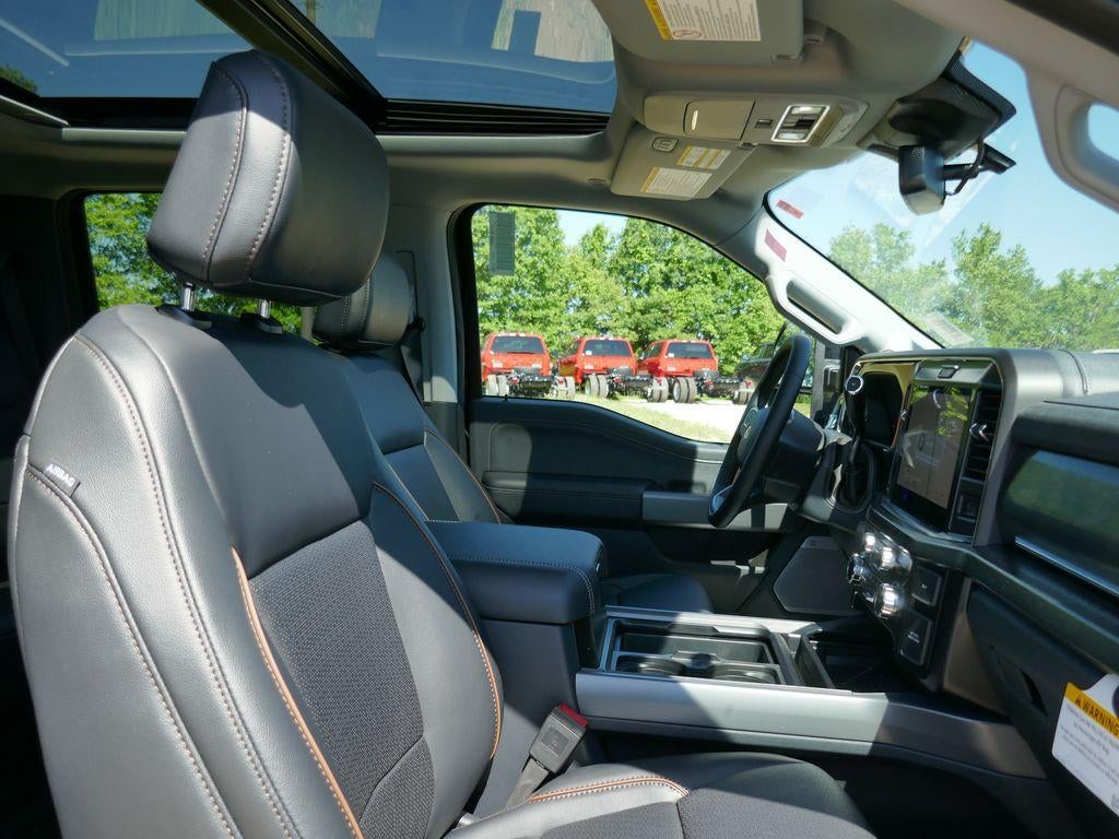 2026 Ford Super Duty F-250 SRW LARIAT 4WD Crew Cab 6.75' Box