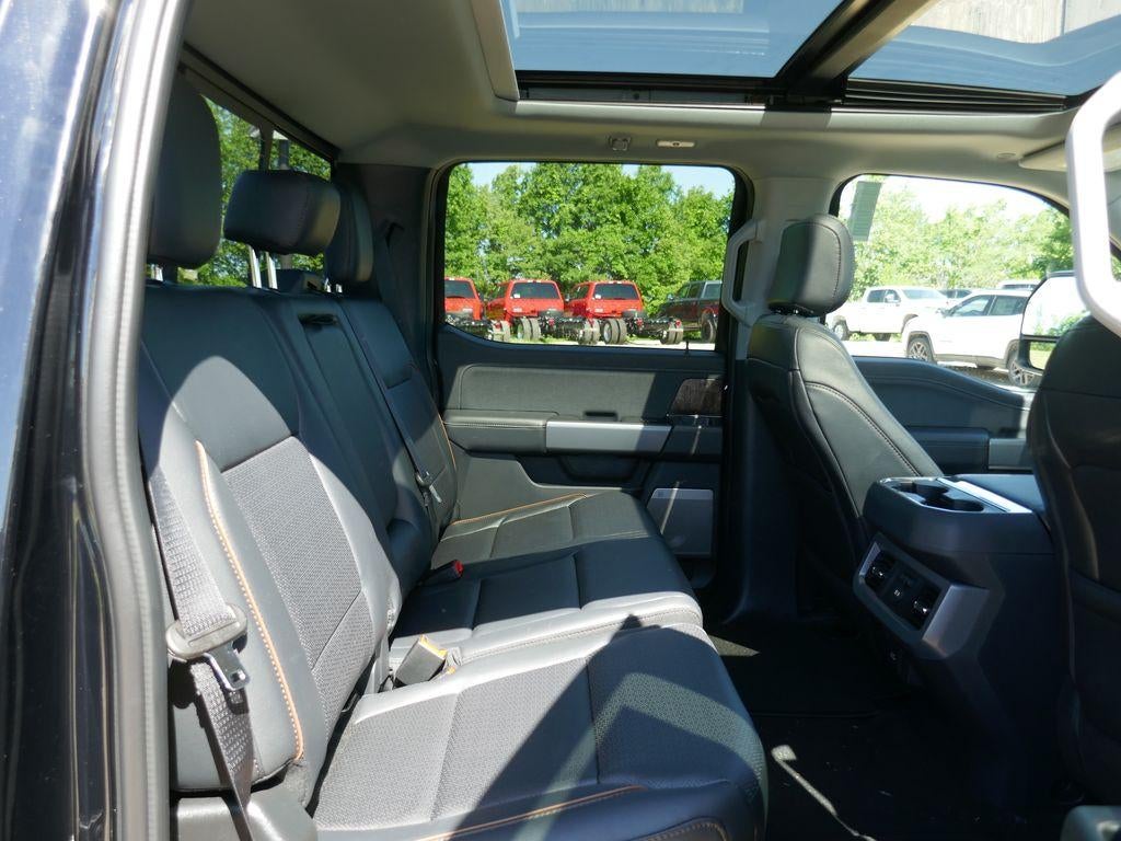 2026 Ford Super Duty F-250 SRW LARIAT 4WD Crew Cab 6.75' Box
