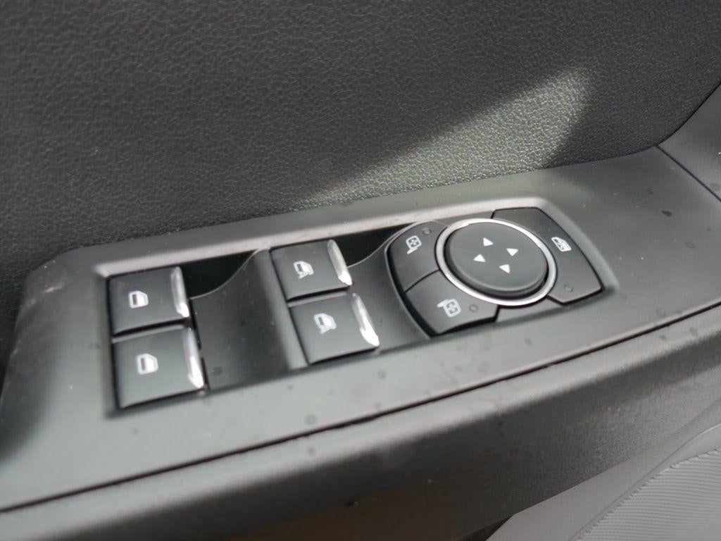 2026 Ford Super Duty F-250 SRW XL 4WD Crew Cab 6.75' Box