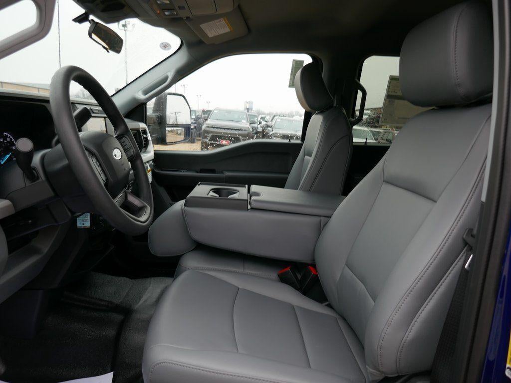 2026 Ford Super Duty F-250 SRW XL 4WD Crew Cab 6.75' Box