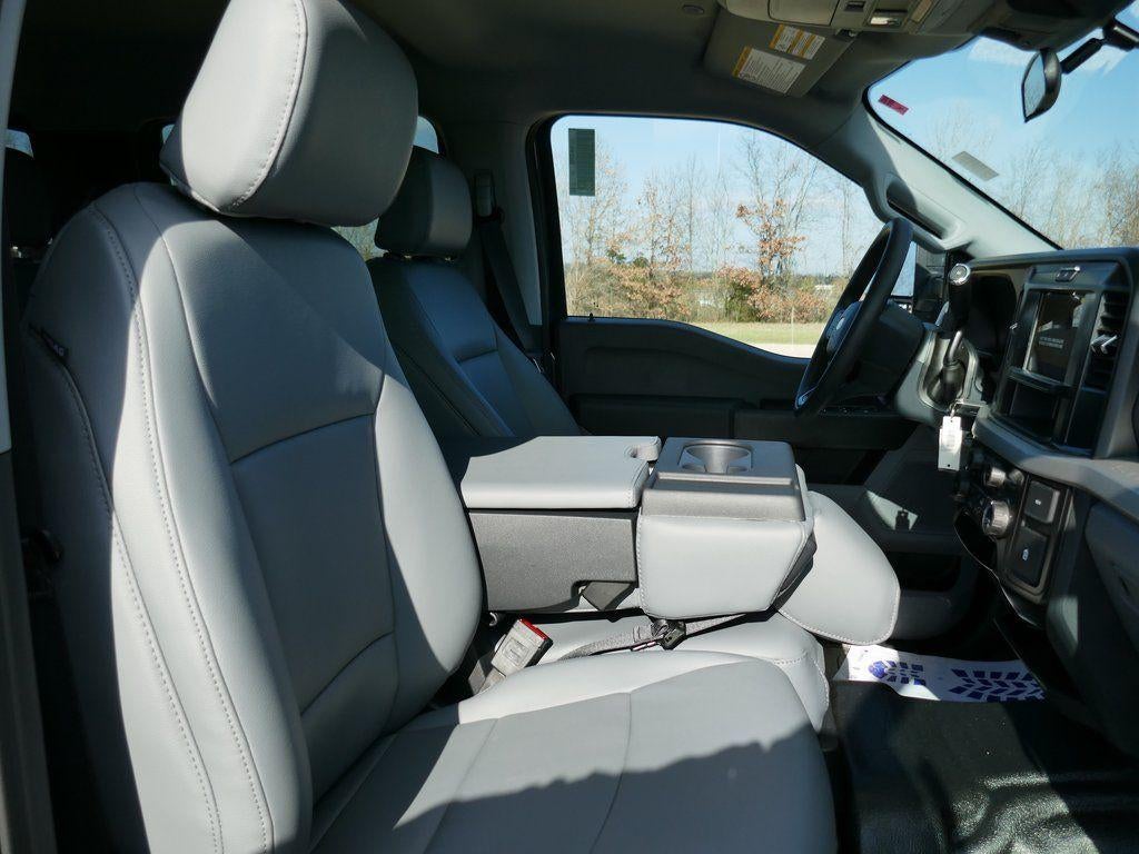 2026 Ford Super Duty F-250 SRW XL 4WD Crew Cab 6.75' Box