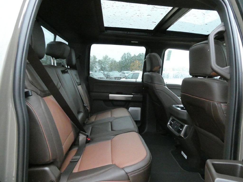 2027 Ford Super Duty F-350 SRW King Ranch 4WD Crew Cab 8' Box