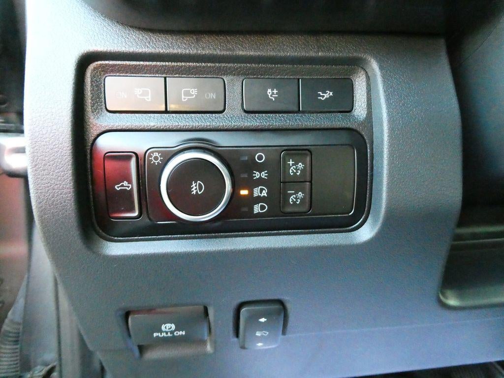 2023 Ford Super Duty F-350 SRW LARIAT 4WD Crew Cab 6.75' Box